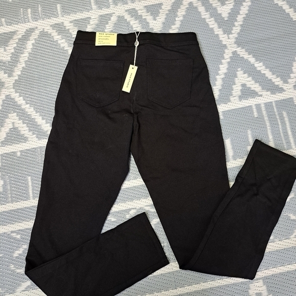 Max Studio Slim 5 pockets Ankle length pants - Picture 8 of 10